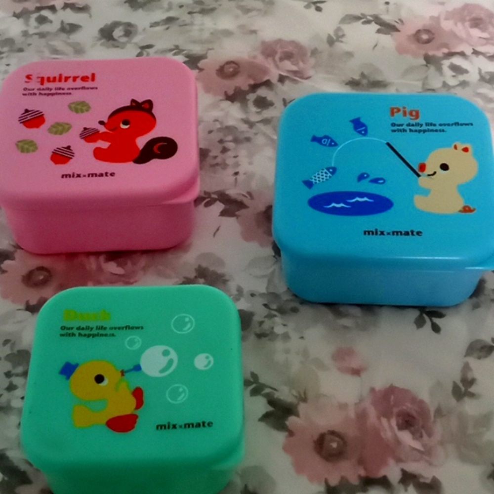 Mini mix & mate baby containers